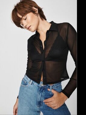 3 for $25 Garage sheer Black Button-Up size small